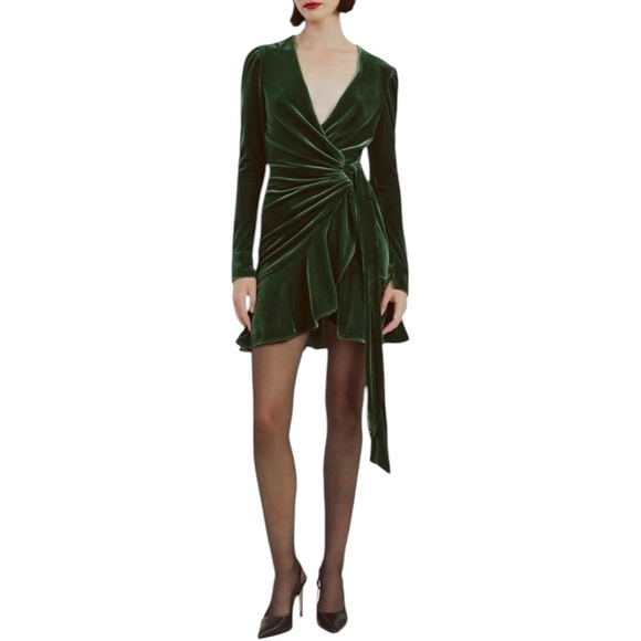 Bardot Dresses & Skirts - Bardot X Revolve Keala Velour Mini Dress Green Velvet Wrap Long Sleeve Size8 NWT